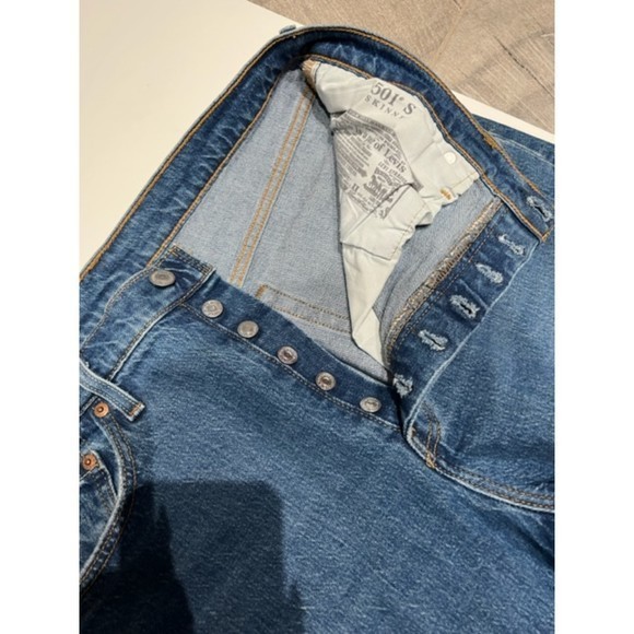 Levis 501 short‎ Skinny 6 button W32xL28 - Picture 6 of 6